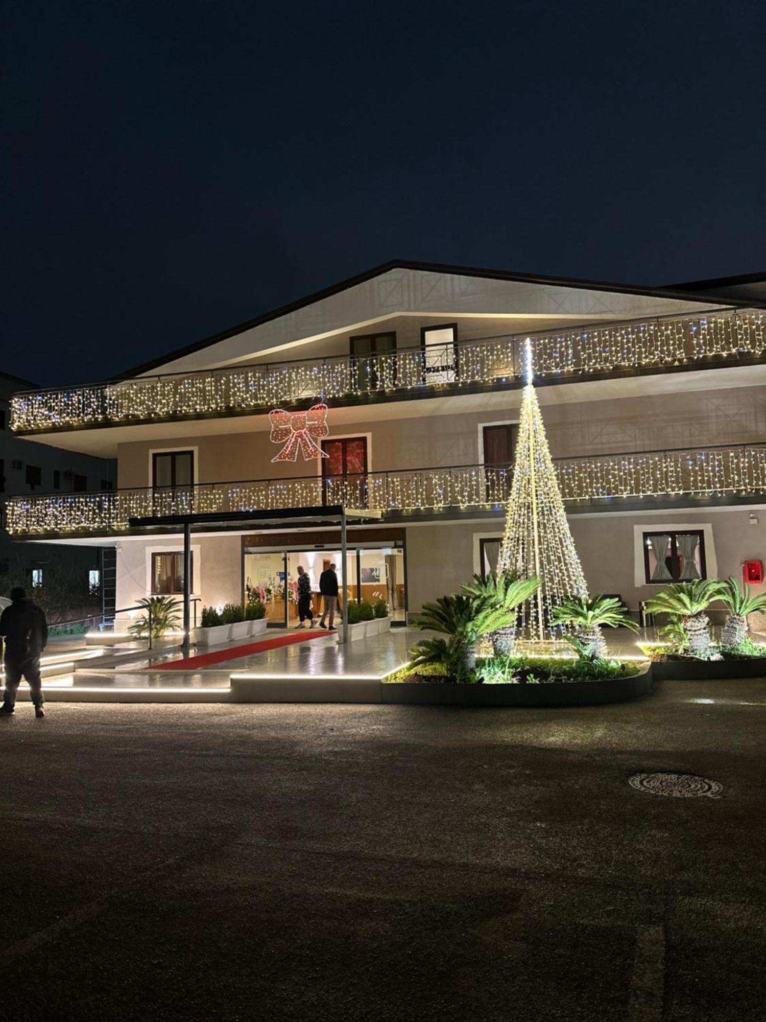 Hotel Futuro Aversa Kültér fotó